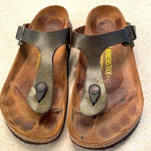 Authentic BIRKENSTOCK Gizeh lightly worn excellent condition brown size 38